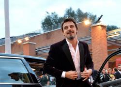 La Città Macchina, nuovo film della serie Città Novecento, a Venezia 80 la presentazione con Alessandro Preziosi 