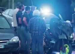 Roma, attentato a don Antonio Cosuccia a Tor Bella Monaca: gli spari della scorta per sventare il tentato omicidio - VIDEO