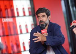 Pierfrancesco Favino protagonista della seconda giornata di appuntamenti della Campari Lounge a Venezia 80