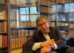 Covid variante Pirola,  Ciccozzi: "40 mutazioni, forse elude risposta immunitaria"; torna l'allarmismo pro nuova campagna vaccinale