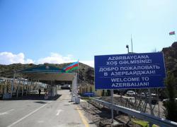 Azerbaijan, confini chiusi per "contenimento" Covid, popolazione: "Governo mente per controllarci"
