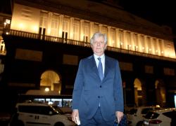Teatro San Carlo, l'ex sovrintendente Lissner reintegrato dal giudice: fu rimosso dal governo per limiti d’età
