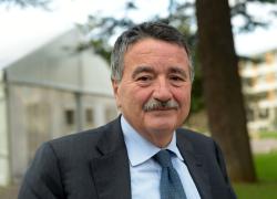 Chi è Rocco Bellantone, nuovo Commissario ISS, cugino di Fazzolari: dalle critiche all'obbligo vaccinale a “la medicina non è matematica, tecnici e virologi possono sbagliare"