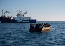 Migranti, neonato di 5 mesi morto annegato a Lampedusa prima dell’arrivo dei soccorsi, salva la mamma minorenne