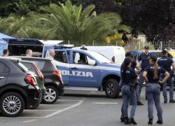 Agguato a Roma, uomo ucciso in auto a colpi di pistola, ferita la compagna: fermato il presunto killer