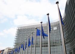 Rialzo tassi Bce, l'Ue continua col processo distruttivo, una tragedia per i cittadini