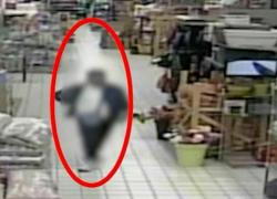 Andrea Tombolini condannato a 19 anni e 4 mesi: accoltellò 6 persone e ne uccise una al Carrefour di Assago