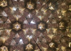 Nulla è come sembra.  Tutti in fila al Museo Delle Illusioni appena inaugurato a Napoli