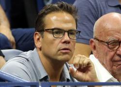 Usa, dopo 70 anni Rupert Murdoch lascia la guida di Fox e News Corp: al figlio Lachlan un impero da 16 mld di Usd