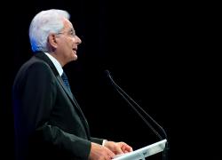 Commissione inchiesta Covid, Mattarella azzoppa il testo: no indagini su stato di emergenza, Dpcm e obbligo vaccinale