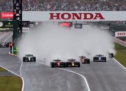 GP Giappone, Verstappen primo sul podio, in 2a posizione Norris e in 3a Piastri: Redbull vince il mondiale costruttori