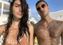 Fabrizio Corona torna libero dopo 10 anni: "Non mi hanno mai ingabbiato, ora vado a Parigi con la mia fidanzata"
