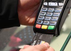 Spesa degli italiani per l&rsquo;Epifania 2026 sale a &euro;2,4 miliardi con acquisti tech, dolciumi, abbigliamento e soggiorni brevi sul territorio