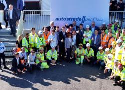 Autostrade per l'Italia, l'A8 Milano Laghi è la 1° autostrada d'Italia a 5 corsie; risparmiate 1mln di ore l'anno