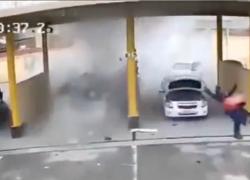 Auto elettrica esplode durante la ricarica...ma è una bufala: scoppio dovuto a bombola di gas