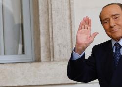 Berlusconi nel Famedio: chiesta l'iscrizione nel pantheon dei milanesi illustri
