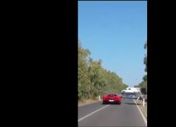 Incidente Ferrari contro camper, lo schianto in DIRETTA nel VIDEO choc dalla Sardegna