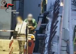 Palermo, 101 netturbini indagati per assenteismo: "Timbravano il cartellino e poi dritti al bar" - VIDEO