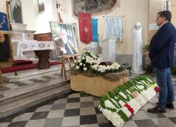 Fernando Boterno, aperta a Pietrasanta la camera ardente per il grande maestro colombiano legatissimo alla città della Versilia 