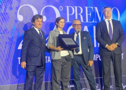 Premio Cairo, Giuliana Rosso è la vincitrice della 22° edizione; centrale il tema dell'adolescenza 