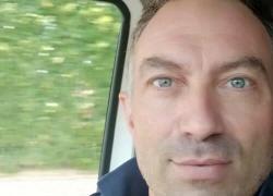 Eddy Forner, morto a Treviso per un malore improvviso l'ex ciclista, il 48enne trovato da un parente in casa
