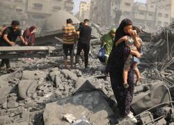 Egitto: "Civili palestinesi restano a Gaza, non apriamo i nostri valichi", 2,2 milioni restano sotto assedio israeliano