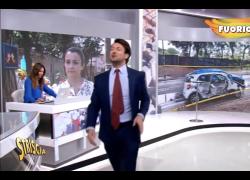 Andrea Giambruno, fuorionda choc: "Non mi rompessero il caz*o con i capelli". Poi alla collega: "Perché non ti ho conosciuta prima?" - VIDEO