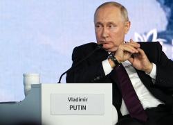 Putin ha avuto un arresto cardiaco? Cremlino: "Sta bene, ha avuto un incontro con Lula, è solo una montatura giornalistica"