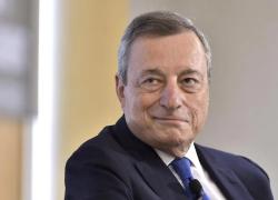 Eni, accordo per ulteriori volumi di Gnl dall’Indonesia, Italia costretta a fare arrivare il gas via nave a 11mila km di distanza a costi assai più alti per lo stop di Draghi alle forniture dalla Russia: “Vogliamo la pace o i condizionatori?”