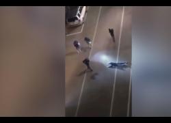 Sparatoria nel Maine, il VIDEO dell'arresto del killer messo a terra dalla polizia Usa