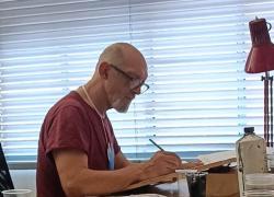 Addio a Carlo Ambrosini, morto per emorragia cerebrale il fumettista che creó Dylan Dog,  Napoleone e Jan Dix: aveva 69 anni
