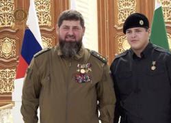 Kadyrov nomina il figlio 15enne Adam a capo dei servizi di sicurezza ceceni: "Conosce il corano a memoria e sa usare molte armi"