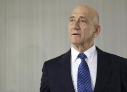 Israele, ex premier Olmert contro Netanyahu e genocidio a Gaza: “Nella Striscia crimini di guerra, per ‘Bibi’ è conflitto politico privato”