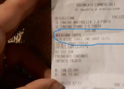 Palermo, paga 8 euro di sovrapprezzo per l'apertura di una bottiglia di vino in enoteca