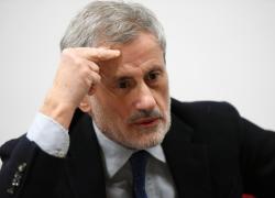 Il "Diario dal carcere" di Alemanno: il cesso nella stessa stanza dove si cucina, la mancanza di acqua calda e le celle fatiscenti