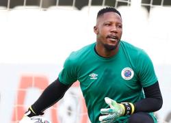 George Chigova, morto dopo un malore improvviso a 32 anni l'ex portiere dello Zimbabwe. Già a luglio aveva avuto un infarto