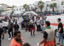 Gaza ospedale al Shifa, Israele: "Un'ora per evacuare", 5000 civili lasciano la struttura, 120 pazienti ancora dentro, 12 già morti in terapia intensiva