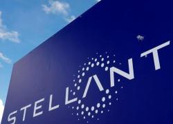 Stellantis, accordo col governo sulla produzione in Italia di un mln di veicoli ma a delle condizioni: "Incentivi, costo dell’energia più basso e addio alle norme sugli Euro 7"