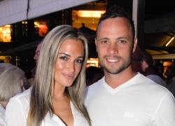 Pistorius torna libero con la condizionale, 11 anni fa uccise la fidanzata Reeva Steenkamp a colpi di pistola "scambiandola per un intruso"