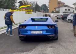 Bonus facciate, frode da 20 mln di euro di due imprenditori varesini, sequestrate Ferrari e Lamborghini. Denunciati per truffa - VIDEO