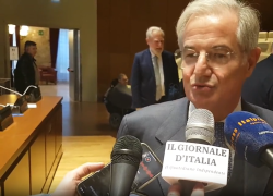 Grandi (Intesa Sanpaolo): "Attenzione verso la Fondazione Cariplo è prova quotidiana; tessuto economico coeso forza dell'Italia"
