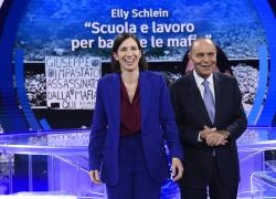 Meloni e Schlein a Porta a Porta ottengono un misero 6,11% di share, Vespa non più in grado di dettare l’agenda politica al Paese. E per lui si apre una nuova porta - ESCLUSIVA