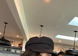 Shannen Doherty, tumore esteso anche alle ossa dopo la scoperta della metastasi al cervello, l'attrice: "Non ho smesso di vivere"