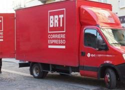 Bartolini e i problemi nelle consegne, il caso della bottarga: 1.738 km da Buggerro (Sardegna) a Milano, di nuovo Buggerro e poi Milano