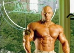 Shaun Davis, morto improvvisamente il bodybuilder ex Mister Universo, aveva 57 anni, fatale una complicazione renale