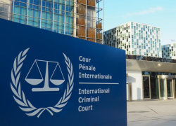 Vaccini Covid, denunciati all’Aia Pfizer, Oms, Ue, Bill Gates per “violazioni Codice Norimberga, crimini contro l’umanità, crimini di guerra e genocidio”