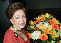 Diana d'Orléans, sfratto imminente dal suo castello all'età di 83 anni: "Devo sopportare le ingiustizie della vita". Ma non è la sola principessa a subire lo sfratto dai parenti