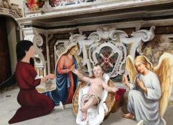 Presepe con due Madonne e senza San Giuseppe, la bizzarra provocazione di Don Vitaliano
