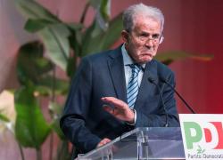 Mes bocciato alla Camera, Prodi: "Segno di instabilità", anche le banche furenti. Quando i potenti lagnano