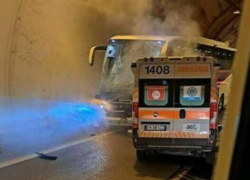 Urbino, incidente tra un pullman di ragazzi in gita e un’ambulanza: morti 3 sanitari e il paziente a bordo